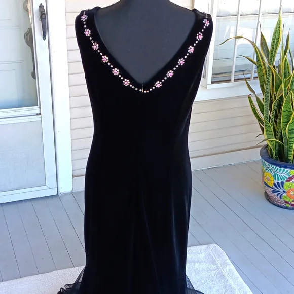 ❤️Jessica Howard vintage Y2K black velveteen maxi evening dress Whimsigoth - Picture 5 of 10